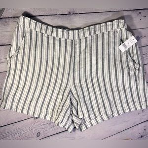 NWT Dip Linen Striped Easy Chic 2-Pocket Shorts. Elastic Waist in back. Size 14